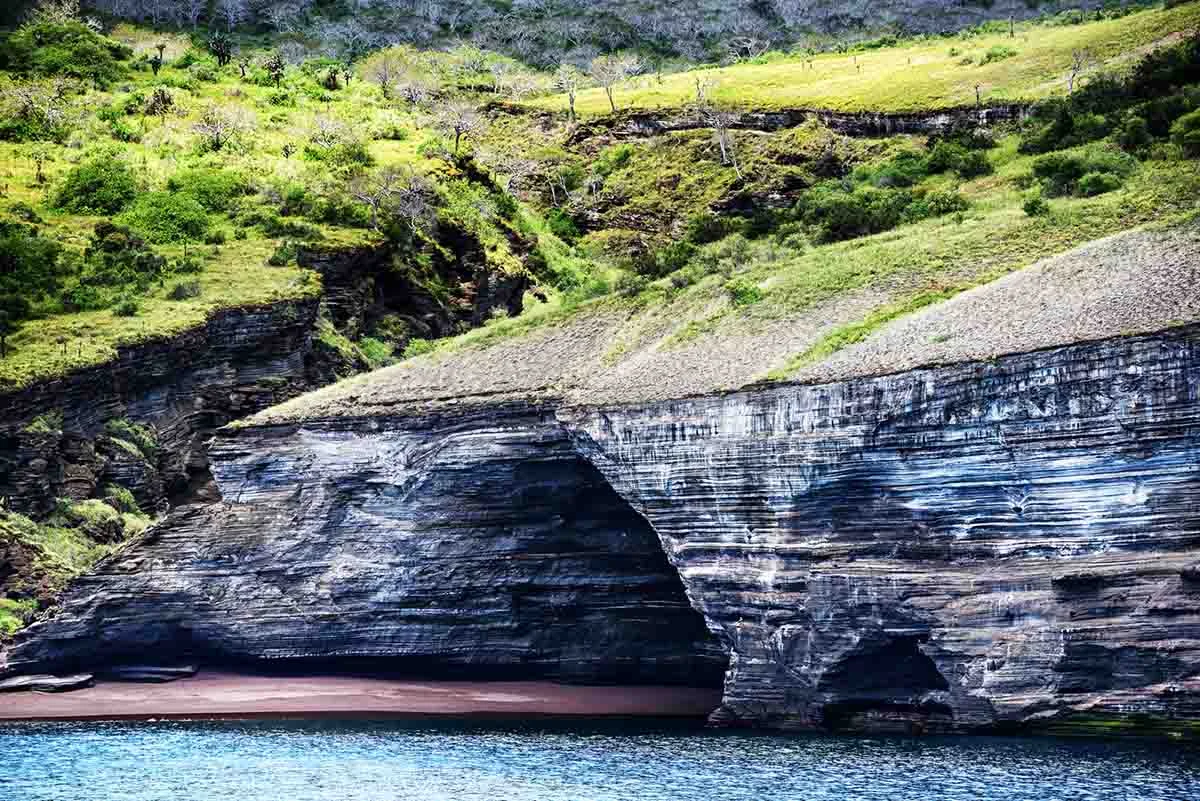 Itinerary B 4 - Cruise Tour | Galapagos Cruise Tours Itinerary B 4 - Cruise Tour | Galapagos Cruise Tours