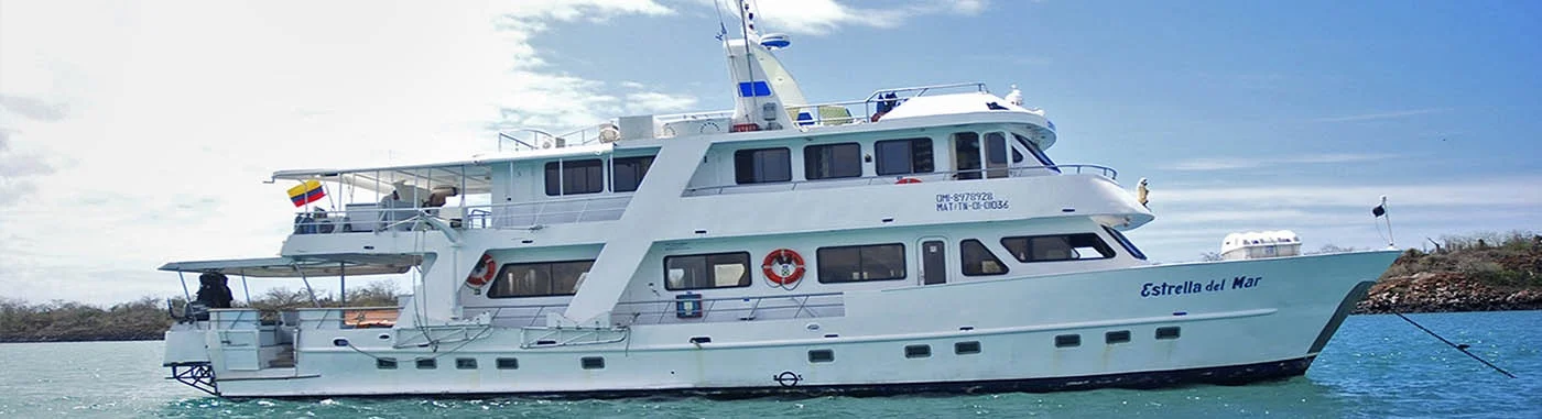 South Galapagos Journey 4-Day: Española - Estrella de Mar Yacht | Estrella de Mar | Galapagos Tours