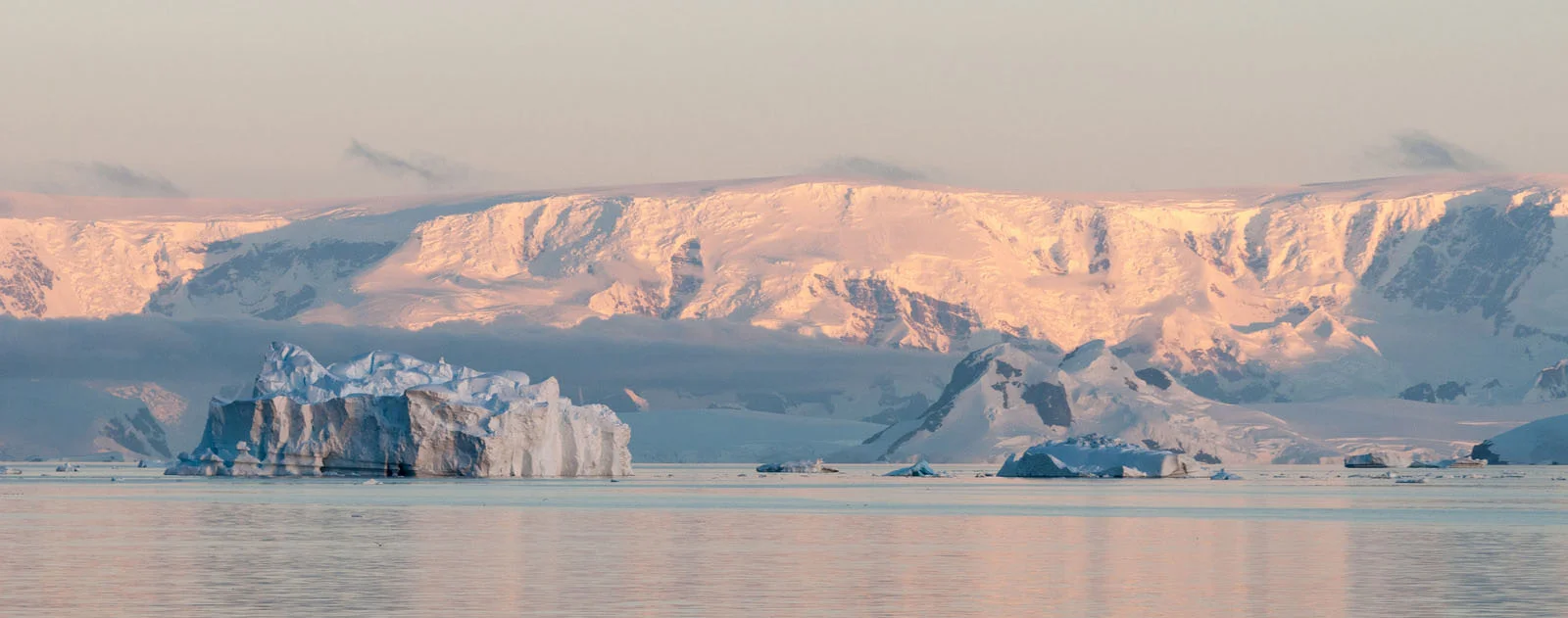 Polar Circle Air-Cruise | Antarctica Tours