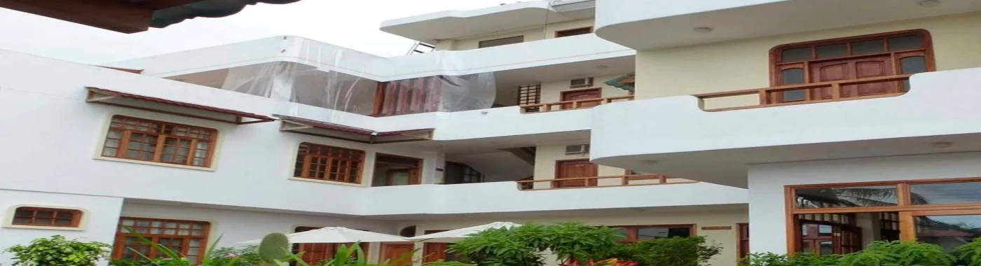 Villa Laguna Hotel | Santa Cruz