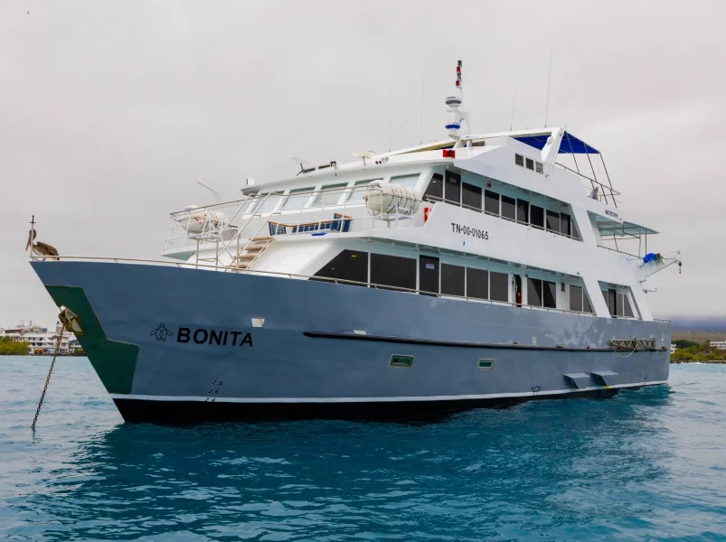 Bonita Yacht 7-days Galapagos boat tour Itinerary West islands | Bonita | Galapagos Tours