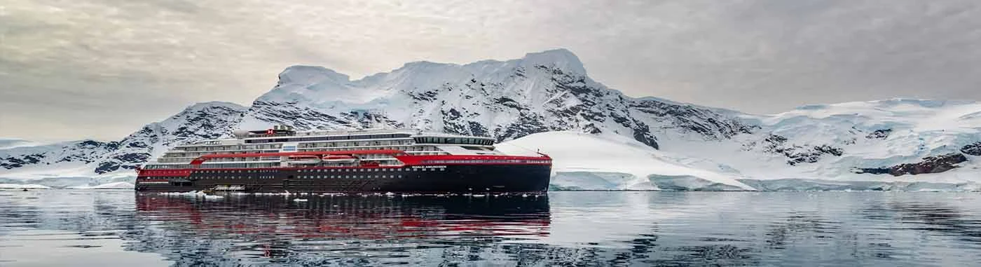 Antarctic Circle Expedition | Antarctica Tours Antarctic Circle Expedition | Antarctica Tours