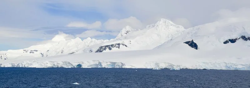 Explore Antarctica: Hybrid Cruise & Science Voyage