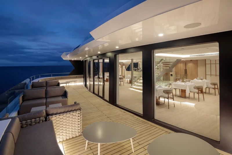 Aperitive Lounge | Hermes Catamaran
