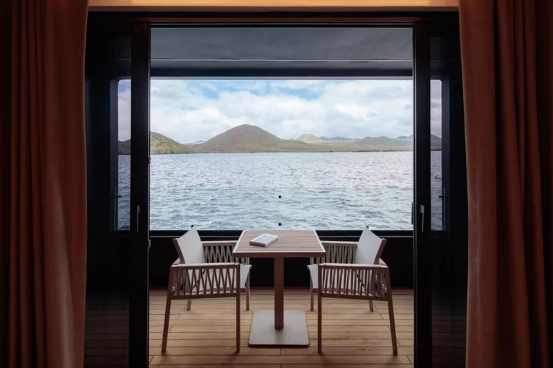 Balcony  | Living Room | Hermes