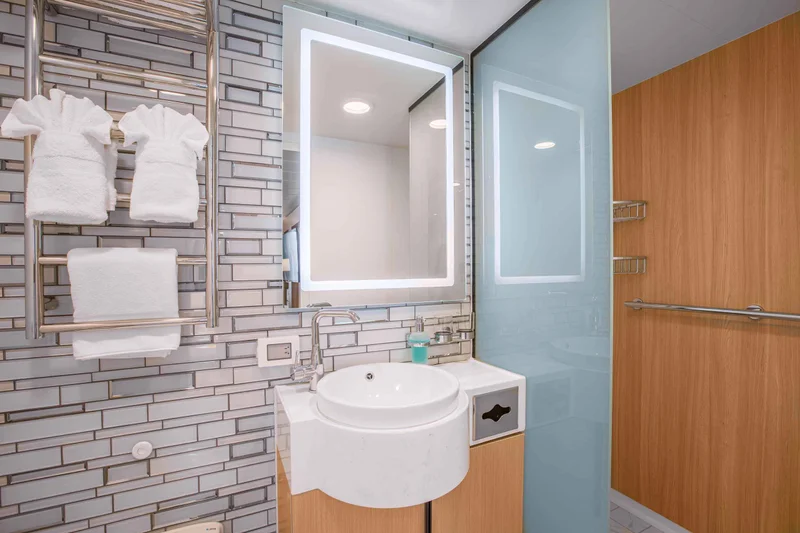 Category A Suite – Junior Suite | South America Travel