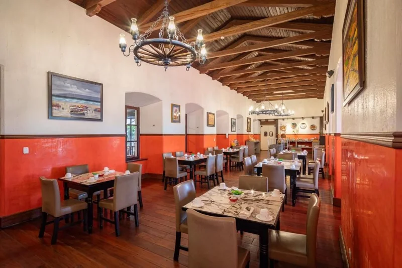 Le Gourmet Restaurant | Hotel San José De Puembo