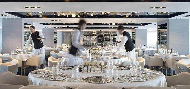  Dining Area | Le Lyrial