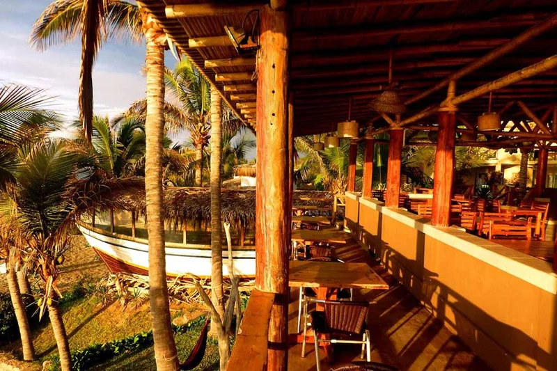Mancora Beach Bungalows| Restaurant
