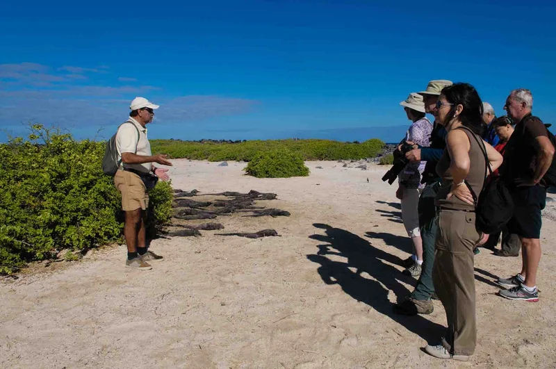 The Naturalist Guide and The Expedition Equipment