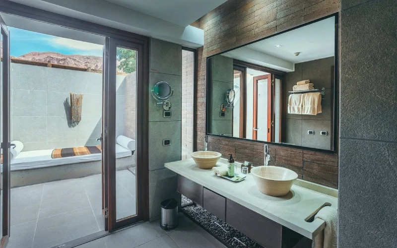 Suite Bathroom Suite Bathroom