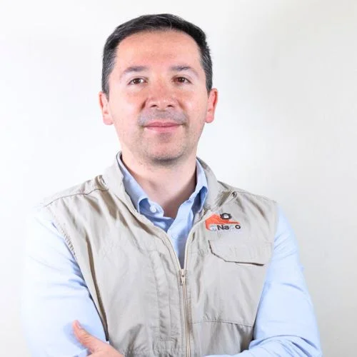 Oscar López