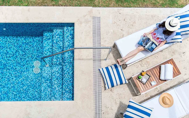 Pool | Pikaia Lodge