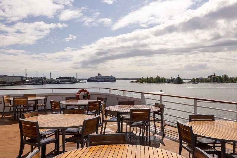 Outdoor dining room | National Geographic Explorer