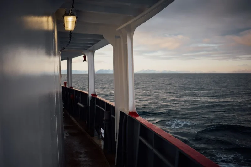 Side-deck | MV Vikingfjord