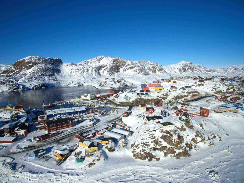 Spitsbergen - Northeast Greenland, Fly & Sail