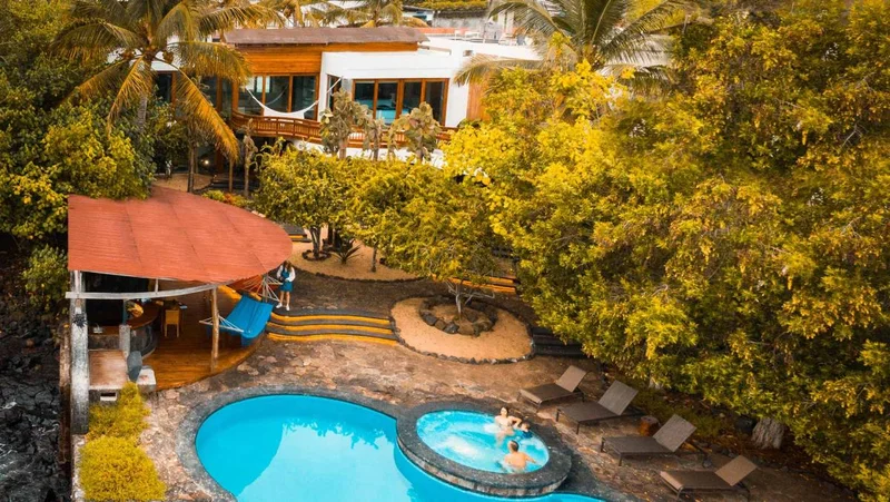 villa-scalesia-galapagos-hotels-scape-magazine-ii-2026