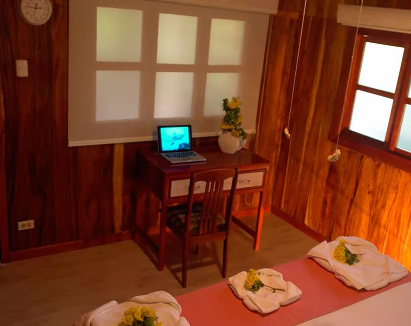 Restaurant | Wooden House