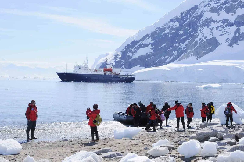 Neko Harbour | Antarctic Peninsula | Zodiac landing