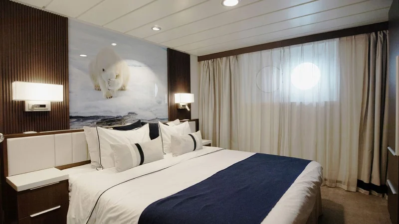 Aurora Stateroom Twin Share | South America Travel