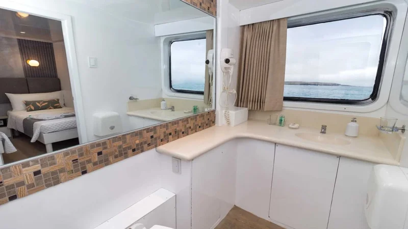 Bathroom | Galaxy Diver III Bathroom | Galaxy Diver III