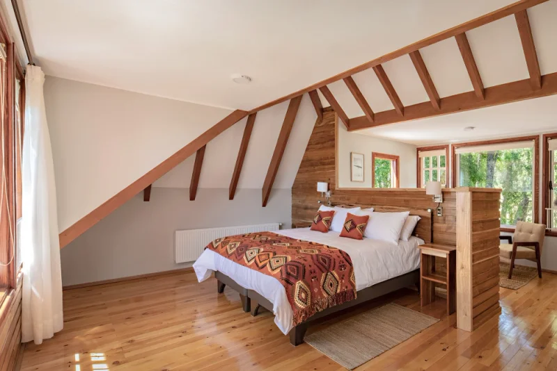 Deluxe Suite Deluxe Suite