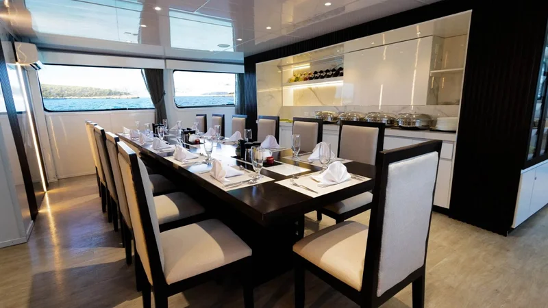 Dinning | Galaxy Diver III Dinning | Galaxy Diver III