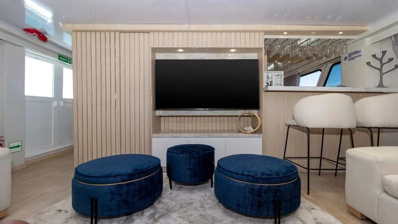 Lounge | Galaxy Orion