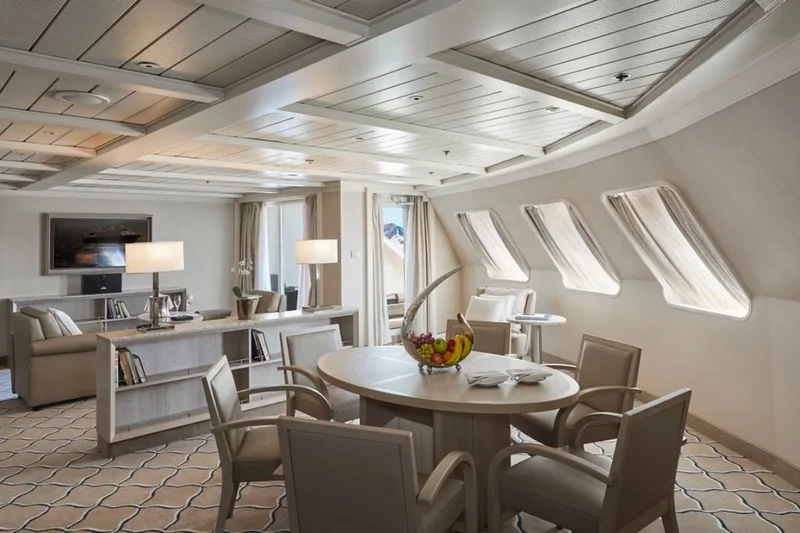 grand-suite-silver-cloud grand-suite-silver-cloud
