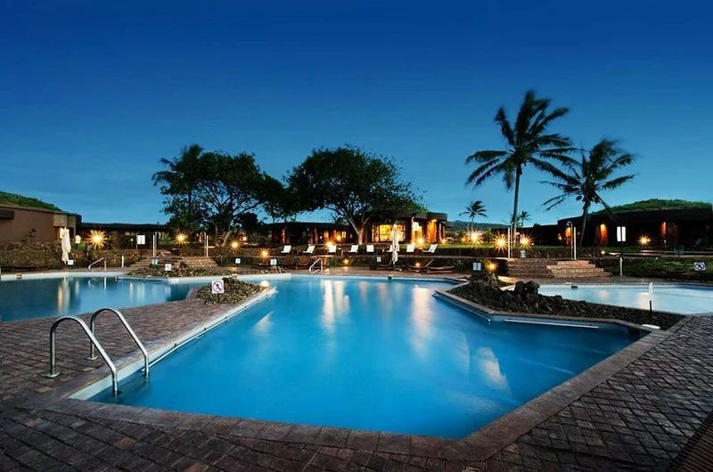 pool - Nayara Hangaroa