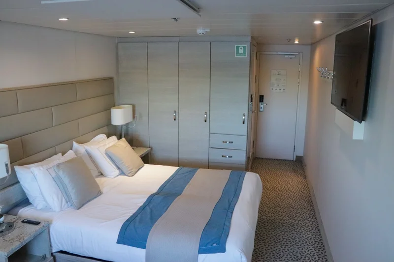 Vista Stateroom | South America Travel