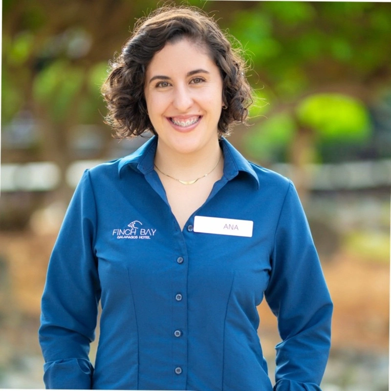 ana-gabriela-moya-operations-manager-finch-bay-hotel-scape-magazine-ii-2026 ana-gabriela-moya-operations-manager-finch-bay-hotel-scape-magazine-ii-2026
